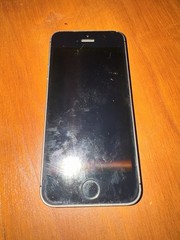 Apple iPhone SE 64GB Silver/Black 4.0in 12MP T-Mobile Wi‑Fi GPS BT 5G