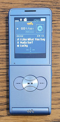 Sony Ericsson Walkman W350a – Ice Blue ( AT&T ) Very Rare MP3 Phone – Bundled