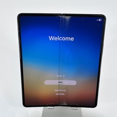 Samsung Galaxy Z Fold3 5G Phantom Black 512GB Unlocked 12GB RAM – Cracked Back