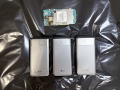 LOT OF 3 LG Exalt Wine UN220 Flip Phone – (U.S Cellular) 4G LTE. 1 AN220 Motob