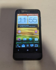 HTC One V – 4GB Black (Virgin Mobile) Read Description