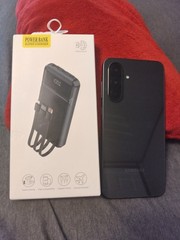 Samsung Galaxy A36 5G Verizon 128 AND POWER BANk