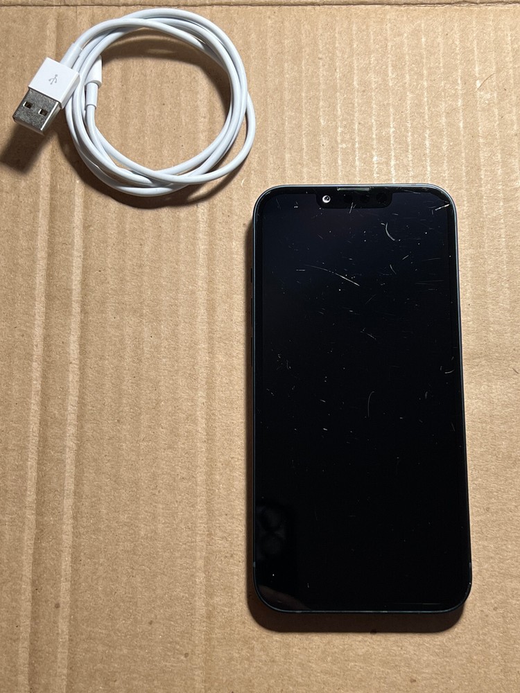 Apple iPhone 13 – 256GB – Midnight (unlocked) A2482 (CDMA + GSM)