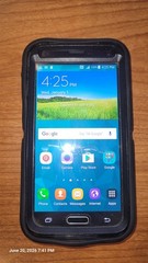 Samsung Galaxy S5 (SM-G900A) Black + 32GB SD Card + Otter Box + 2 Belt Clips