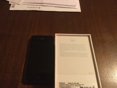 Apple iPhone 4s – 8GB – Black (Verizon) A1387 (CDMA + GSM)