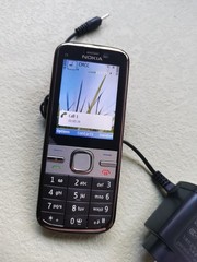 Unlocked Nokia C5-00 C5 MP3 camera 3G only Mobile Phone