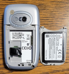 HTC Wizard 200 / WIZA200 – Silver ( T-Mobile ) Super Rare Windows Phone with Pen