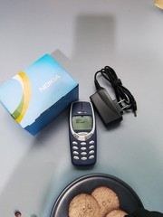 Excellent Nokia 3310 2G Random color unlocked phone z9