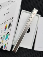 Apple iPhone 4s 8/16/32/64GB Black/White UNLOCKED – Working Grade