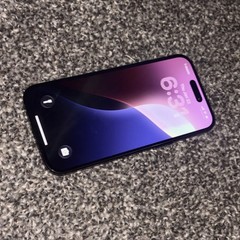 Apple iPhone Black Smartphone Wi-Fi Bluetooth iOS Bar Style Mobile Phone