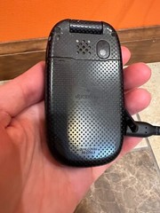 Sanyo Vero Vero – Black (Sprint) Cellular Phone Powers on