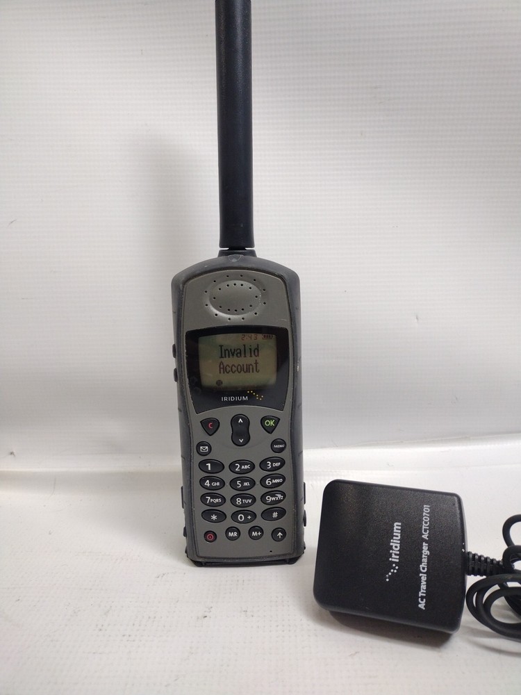 IRIDIUM 9505A SATELLITE PHONE MRHS0088F W/.Battery Only. Please Read.