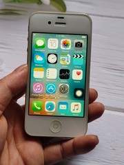 90%N ew Apple iPhone 4s 8/16/32/64GB Black/White Factory UNLOCKED rare ios 6