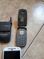 Lot of 7 Mixed Various Brands Cellphones-UNTESTED SOLD AS IS FOR PARTS OR R.