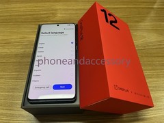 Unlocked OnePlus 12 5G 512GB/1TB 6.82” DualSIM Android14 IP65 Googleplay Phone