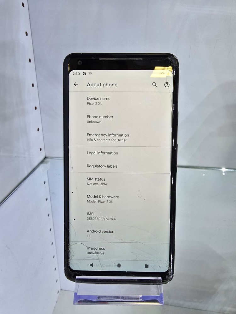 Google Pixel 2 XL – 128 GB – Cracked Screen – Working Touch