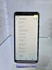 Google Pixel 2 XL – 128 GB – Cracked Screen – Working Touch