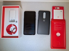 OnePlus 6 (A6003) 8GB RAM + 128GB – Mirror Black (GSM Unlocked) Dual SIM – H6883