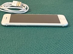 Apple iPhone 8 – 256GB – Silver (Unlocked) A1905 (GSM)
