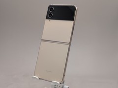 Samsung Galaxy Z Flip4 SM-F721U1 256GB Pink Gold Unlocked W089992