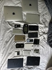 Lot of 18 Phones/Gameboy/Tablets/MP3 Players all for parts AS IS READ DISC