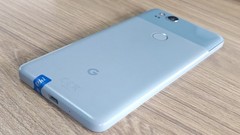 Original Google Pixel 2 Unlocked 64/128 GB Random Color Reboxed With Accessories