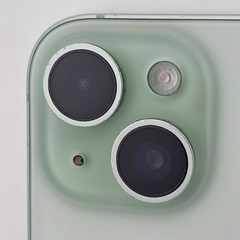 Apple iPhone 15 – A2846 – Unlocked 128GB Green – *BAD DISPLAY/ULTRAWIDE CAMERA*