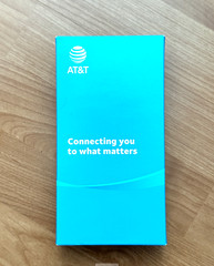 Motorola Moto G Play 2026,XT2615 (AT&T Locked) 64Gb,Pantone Tapestry 6.7 inch