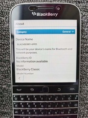 BlackBerry Classic Q20 (SQC100-2) 16GB Unlocked GSM 4G LTE Keyboard Smart phone