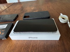 iPhone 12 Pro 512GB Unlocked Space Gray W/ Accessories