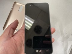 LG Rebel 3 LGL158VL 16GB TracFone Smartphone – Works – Read Description