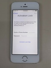 Apple iPhone 5s Model A1533 Untested For Parts Or Repair