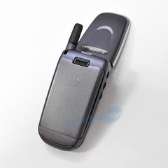 MOTOROLA V8088 RADAR BLUE BLUE GSM DUAL BAND MOBILE PHONE USED