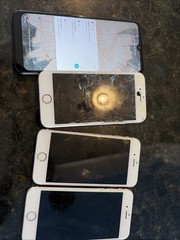 Assorted iPhones Lot