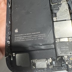 Locked Apple iPhone 14 – 128GB Black – Crcked Front and Rear Camera – Read