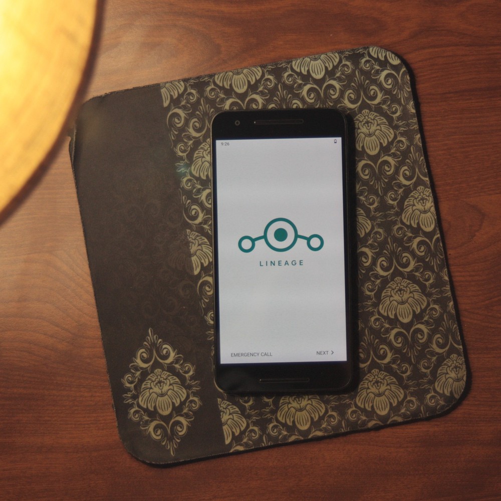 Degoogled LineageOS 17.1 Google Nexus 6P – 32 GB – Graphite (Unlocked)