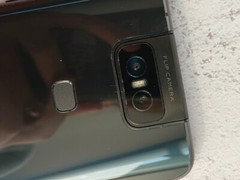 ASUS ZenFone 6 – 128 GB 256GB – Midnight Black (Unlocked) 4G Game phone GOOD