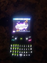 Pantech PCD Razzle Qwerty Swivel Phone TXT8030 Black Verizon w Charge r RARE