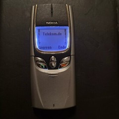 Nokia 8890 2G GSM 900/1900 Multi Languages Original CellPhone