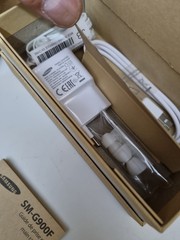 NEW 4G 16GB SAMSUNG GALAXY S5 SM-G900F White