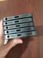 Lot of 5 Apple iPhone 5 32GB (1pc) 16GB(4pcs) A1428 / A1429 Gray