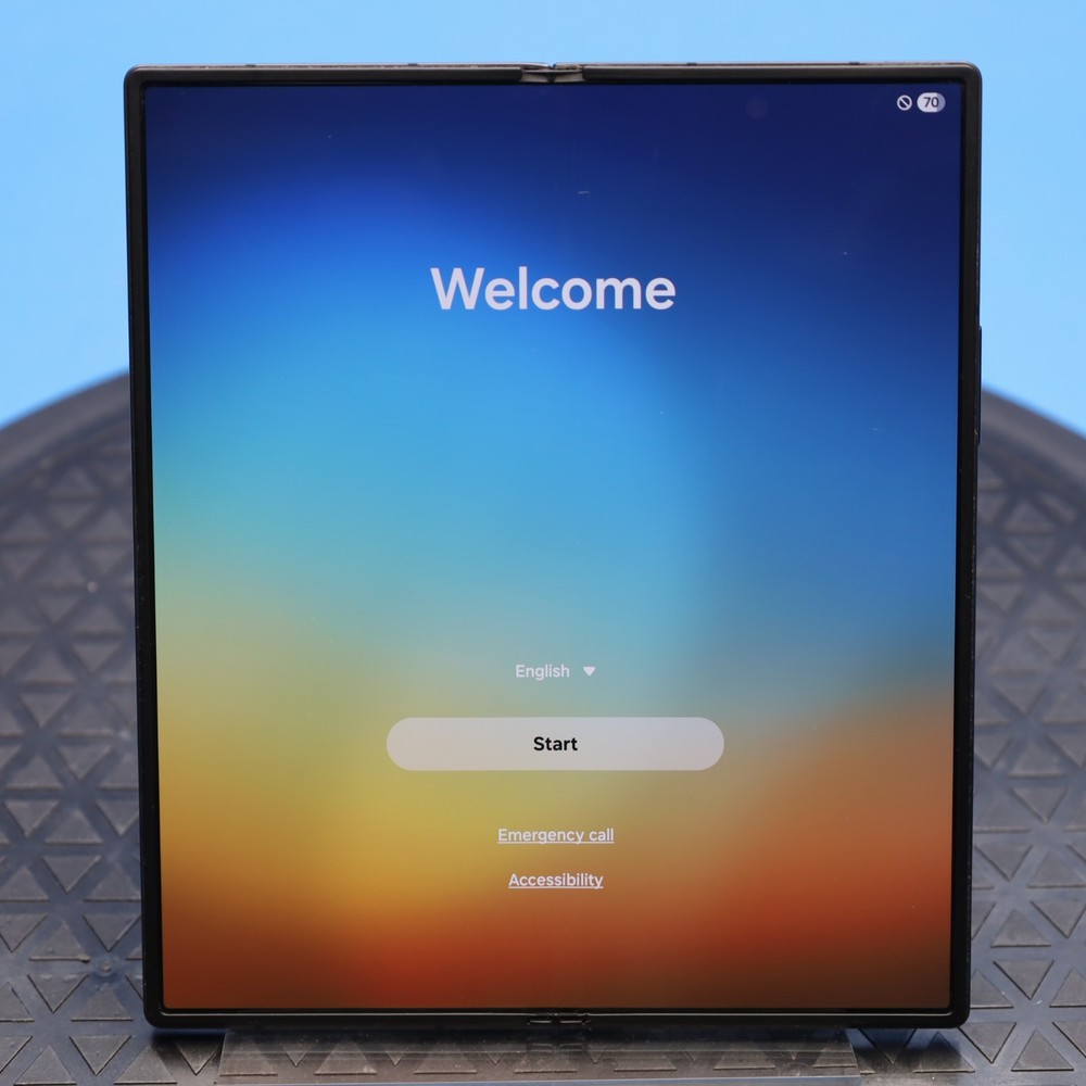 Samsung Galaxy Z Fold6 – 256GB – Crafted Black (Unlocked)