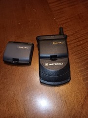 966.Motorola Startac ST7797 with Extra *Not Working AS IS RARE!