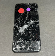 Metro by T-Mobile REVVL V – 32GB – Gray (T-Mobile)(Cracked Screen)