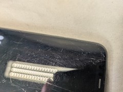 Apple iPhone 11 – 128 GB – Black (Unlocked) Hairline Screen Cr@ck