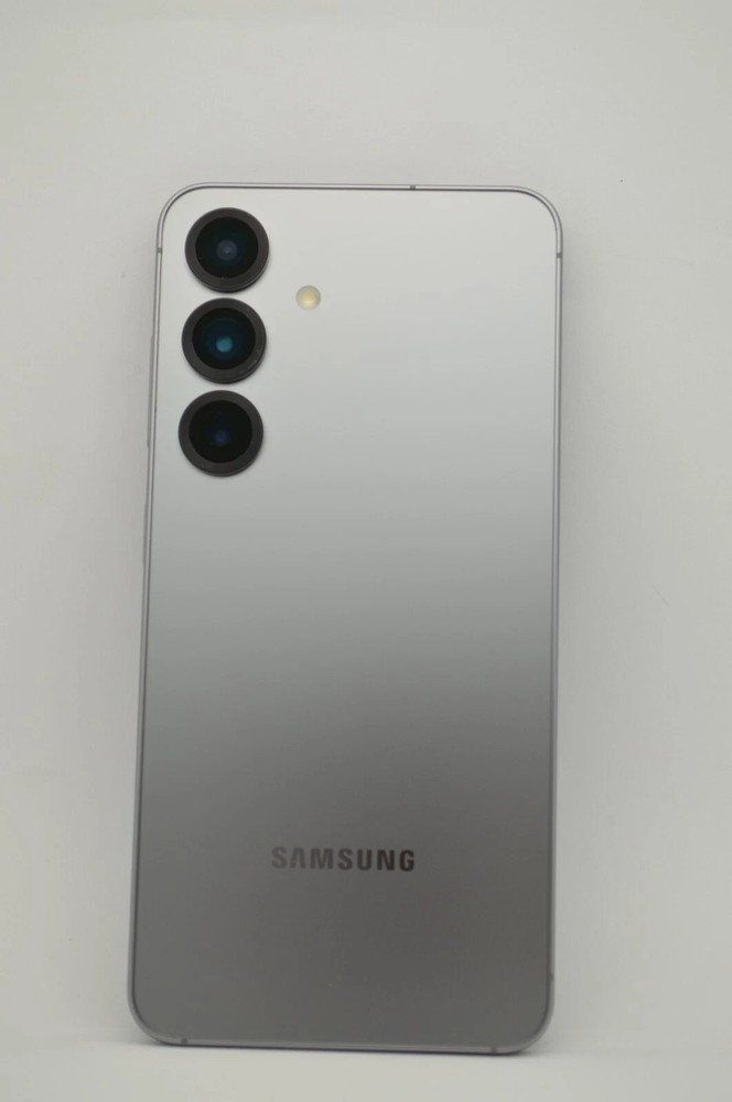 Samsung Galaxy S25 128 GB SM-S931U1 Silver Shadow UNLOCKED REFURBISHED