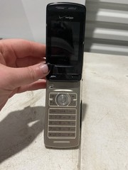 Casio Exilim 721 Phone/Camera Untested, 5.1 MP Water Resistant