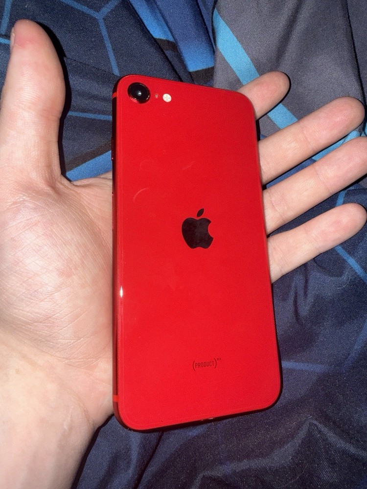 Apple iPhone SE 3rd Gen 128GB Red Unlocked 4.7in 12MP Used Smartphone