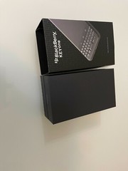 BlackBerry KEYone BBB100-1 32GB – Black (Unlocked)