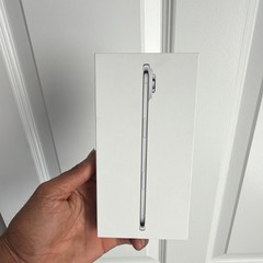 Apple iPhone Air 256GB White eSIM Bar Smartphone A2890 MGJSL3LL/A Original Box